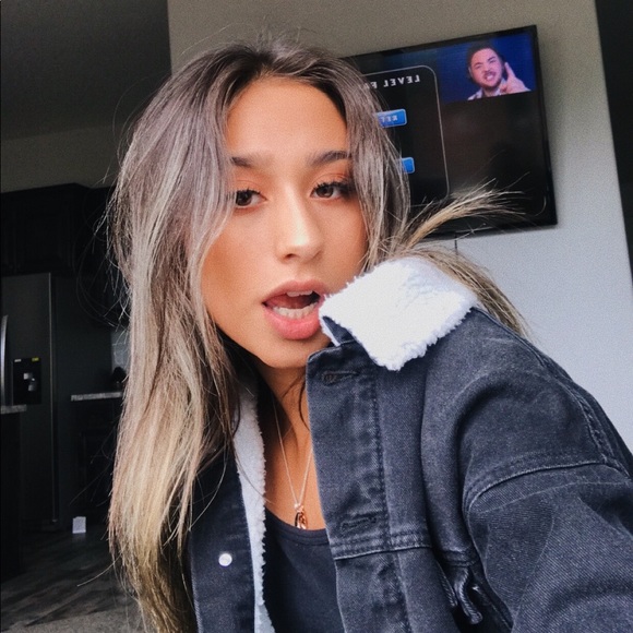 Meet your Posher, Jojo - Picture 1 of 1